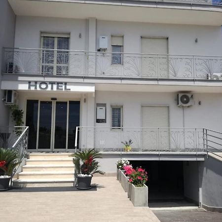 Villaricca Hotel Cohiba מראה חיצוני תמונה