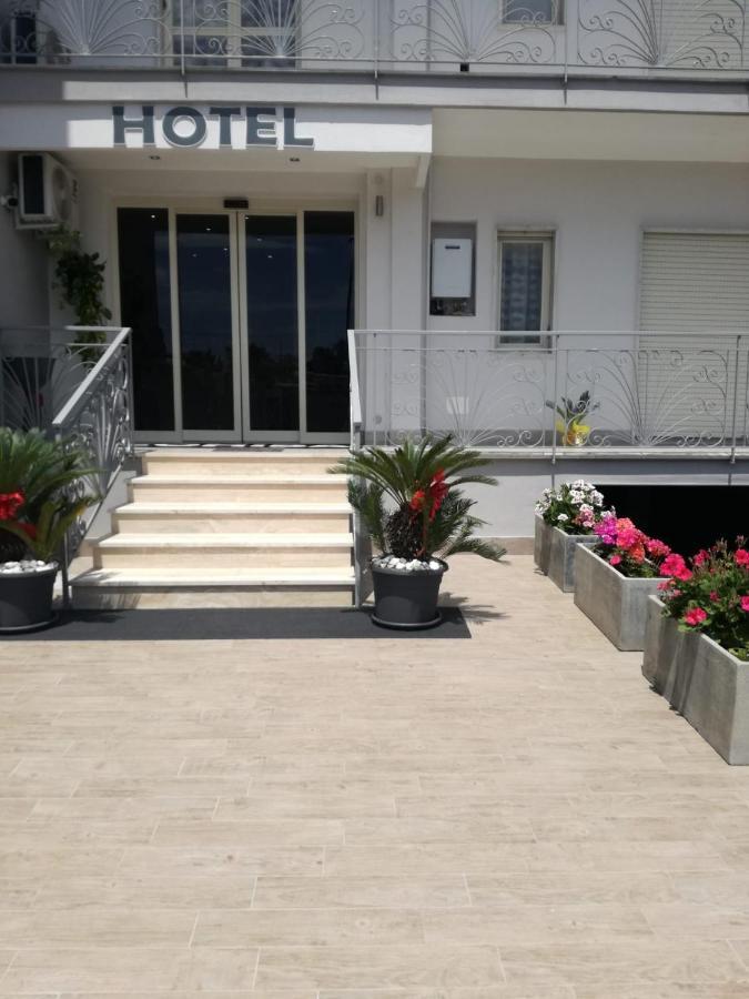 Villaricca Hotel Cohiba מראה חיצוני תמונה
